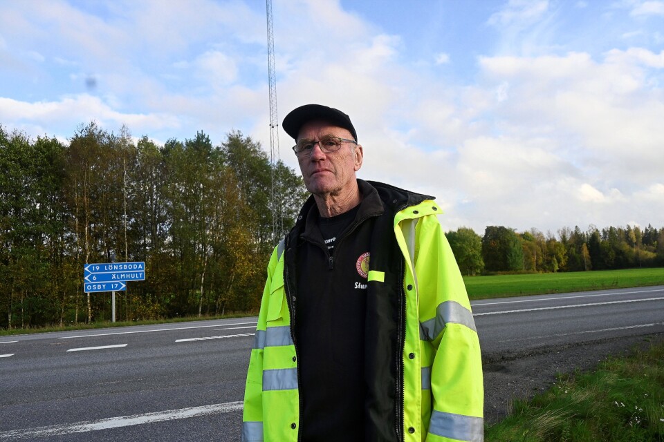 Sture Slätt har i många år, utan framgång, försökt att få Trafikverket att bygga viltstängsel vid 23:an i höjd med Loshult. Nu blir hans önskan äntligen verklighet.