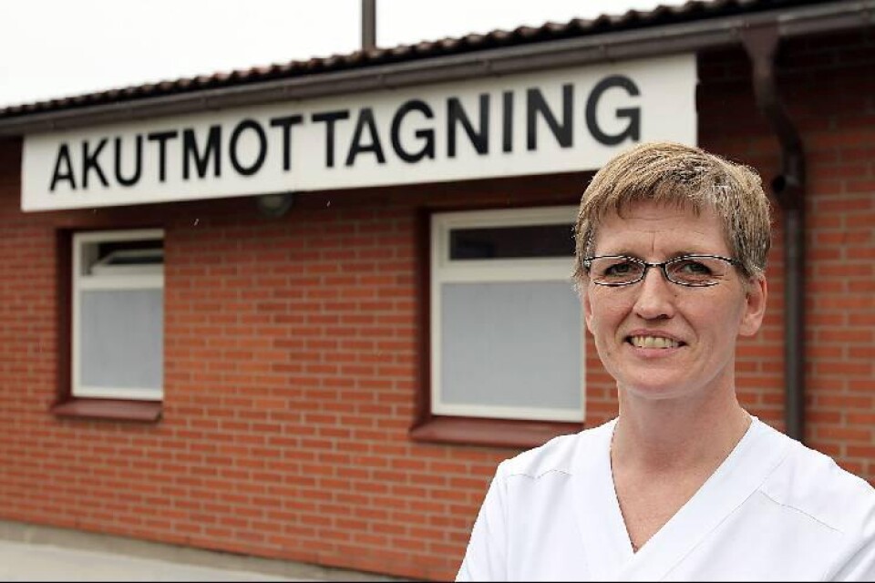 Anne-Charlotte Svensson, avdelningschef på akutmottagningen på Trelleborgs lasarett, menar att personalen får jobba hårt men har klarat patienttillströmningen bra. ”Min bild är att de mår bra. Vi har en stor gemenskap här och hjälps åt”, säger hon.