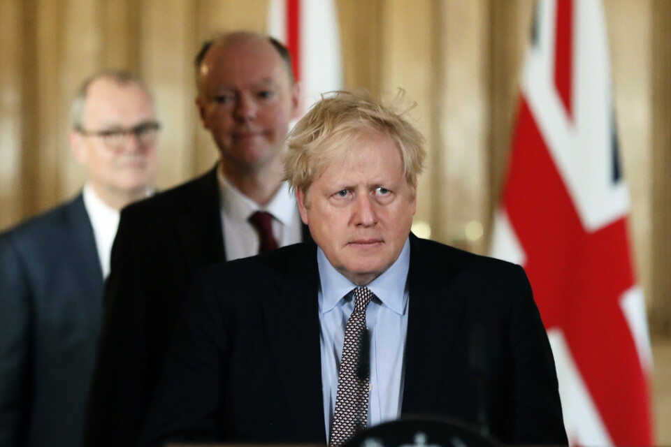 Premiärminister Boris Johnson förbereder britterna på svåra tider i virusutbrottets spår. Arkivbild.