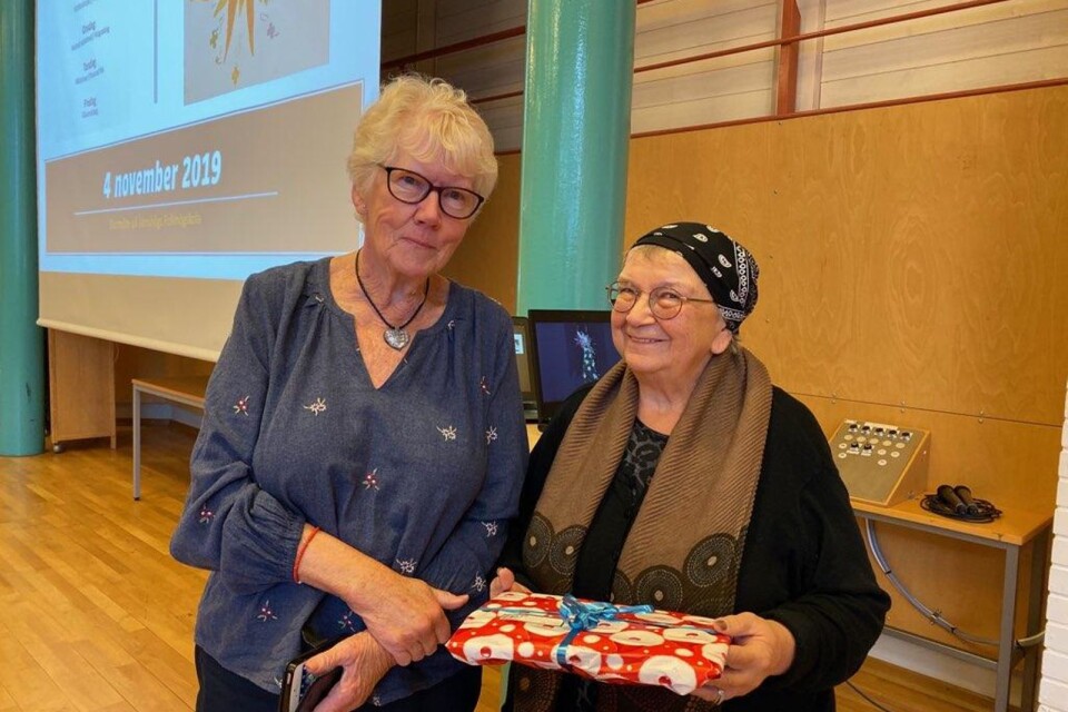 Ann-Marie Mörngård hade ett kärt återseende när Walla Carlsson kom till Jämshögs folkhögskola för att berätta om sin hjälpverksamhet i Litauen.