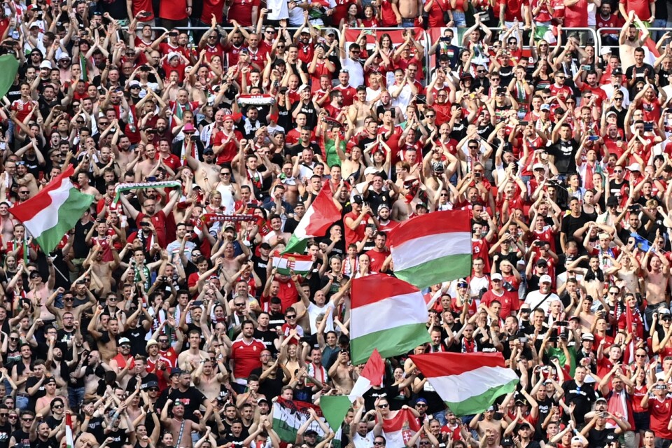 Ungerska fans på Puskás Aréna i Budapest i mötet med Frankrike i lördags.