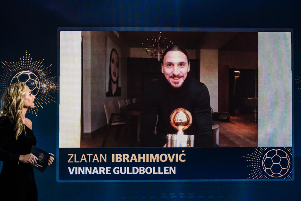 Zlatan Ibrahimovic med sin tolfte guldboll. Arkivbild.