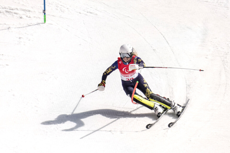 Ebba Årsjö tog Paralympicsguld i slalom i Peking förra säsongen.