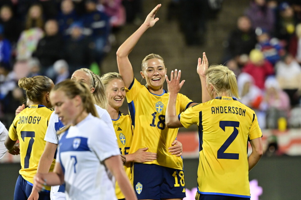 Sveriges fotbollsdamer kommer att spela Nations League från och med nästa år. Arkivbild.