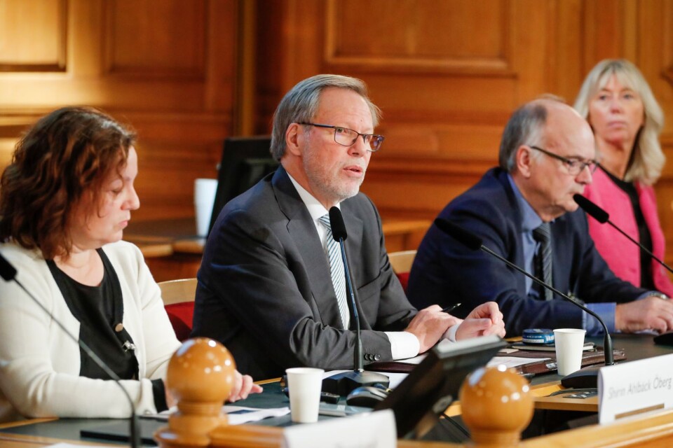 Kommissionens ordförande Mats Melin varnade flera gånger för att Sverige inte får vara så här dåligt förberett.