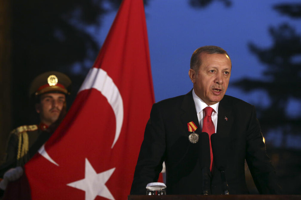 Erdogan: Moderskapet kvinnans roll Istanbul TT-AFP Turkiets president Recep Tayyip Erdogan har retat upp landets feminister rejält. På ett toppmöte med temat "rättvisa för kvinnor" i Istanbul slog presidenten fast att religionen har pekat ut kvinnans pl