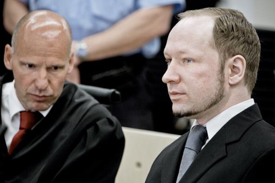Försvarsadvokat Geir Lippestad och Anders Behring Breivik.