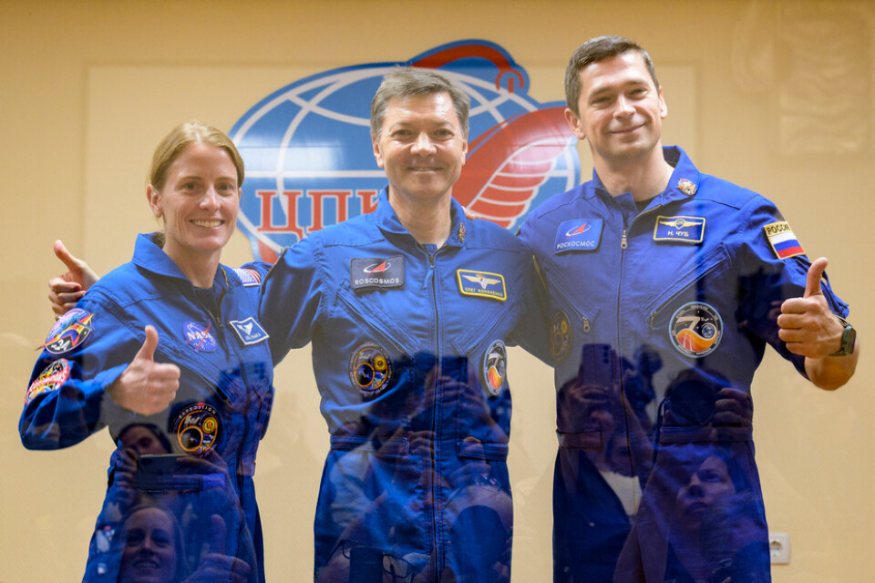 Astronauterna Loral O'Hara, Oleg Kononenko och Nikolai Tjub inför avfärden.