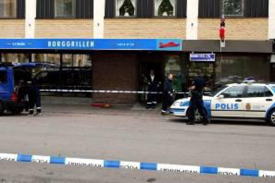 På måndagsförmiddagen hittades en man skjuten till döds på restaurang Borggrillen i centrala Borgholm. Foto: Maths Bogren