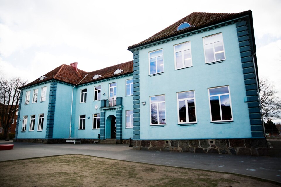 Byavångsskolan är en av de Tomelillaskolor som där rektorn slutar inför höstterminen.