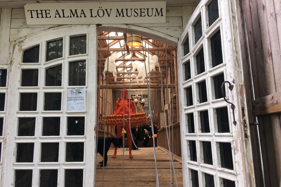 Alma Löv museum någon mil utanför Sunne är ett av de privata museer som beskrivs i boken Avtryck. ”Det har är ett konstnärsdrivet museum som har stora likheter med Vida”, enligt professor Lars Lindkvist.