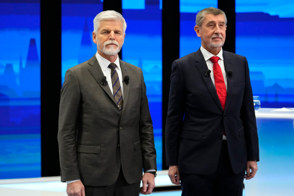 Förre generalen Petr Pavel (till vänster) står mot ex-premiärministern Andrej Babis i den avgörande omgången i Tjeckiens presidentval. Arkivbild.