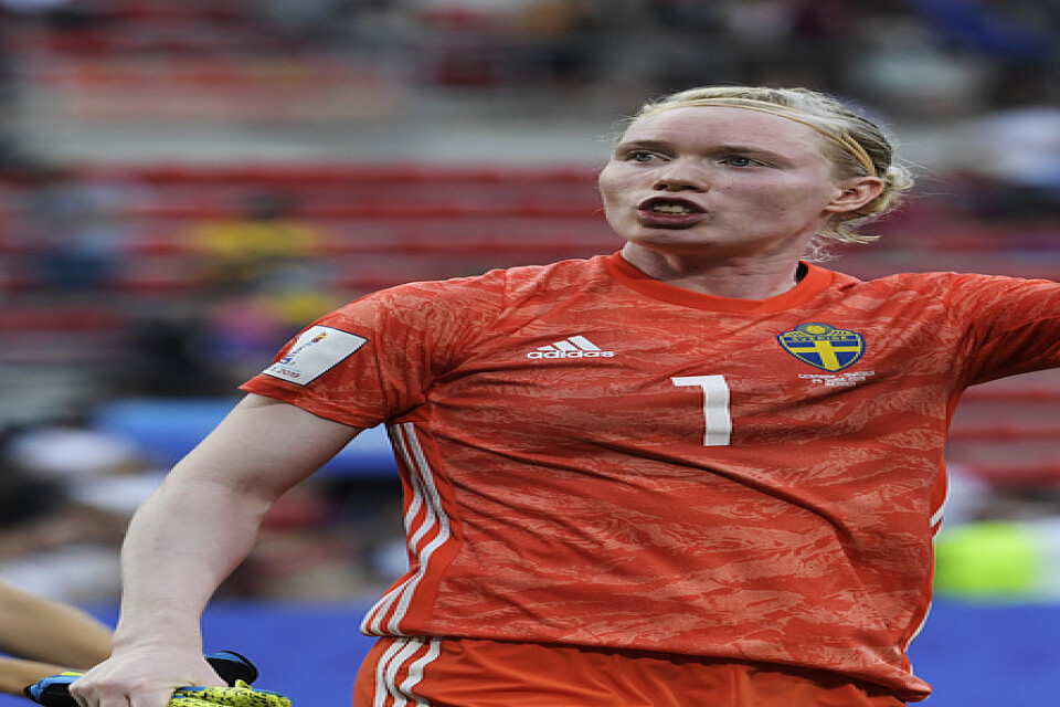 Sveriges målvakt Hedvig Lindahl tror på VM-guld.