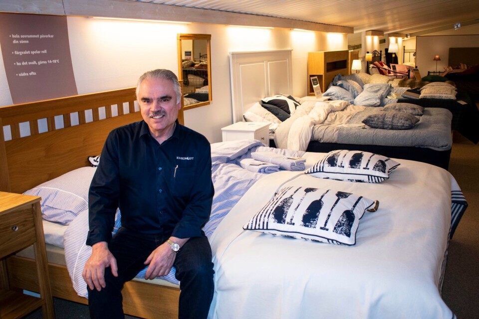 Lars Carlsson, som driver Sovkoncept i Nättraby, berättar hur du väljer säng.