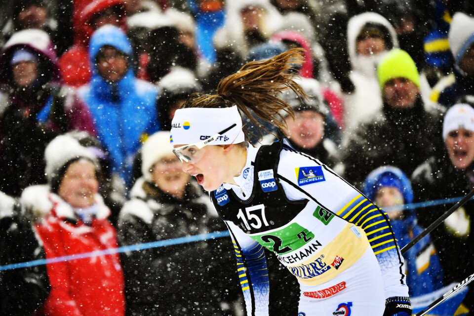 Ebba Andersson får fortsätta att köra världscuptävlingar i Ulricehamn och Falun även under säsongen 2020-2021. Arkivbild.
