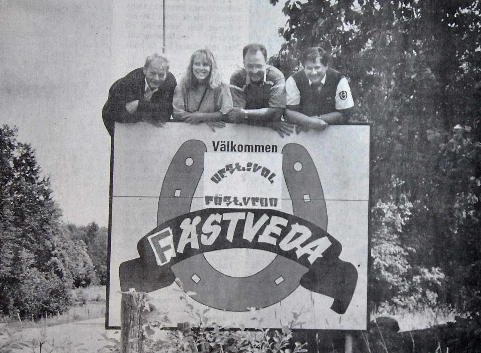 Fästveda hestival. Från vänster: borgmästare Kay Alfredsson, Cindy Nilsson, Stickan Sandberg och Bertil Svensson. Arkiv Jim Schram