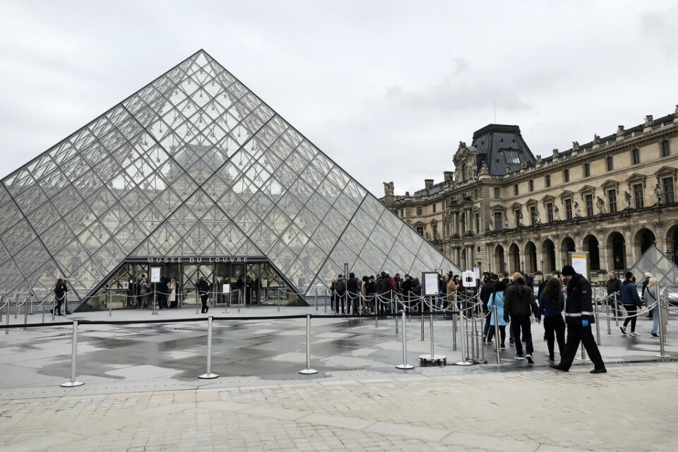 Louvren i Paris hade betydligt färre besökare 2021 än 2019. Arkivbild.