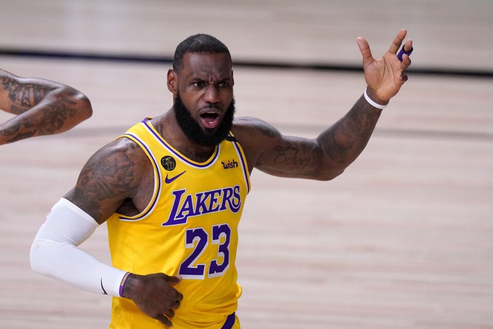 Los Angeles Lakers LeBron James är förbannad över att han inte valdes till säsongens MVP i NBA.