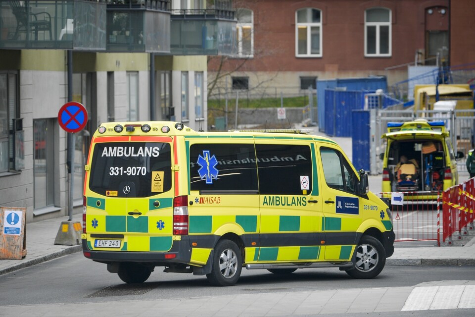 En ambulans i Stockholm anländer till akutmottagningen på S:t Görans Sjukhus. Arkivbild.