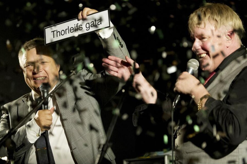 Uppvidinges kommunalråd Åke Carlson uppvaktade med Thorleifs med att ge orkestern en egen gata i Norrhult.