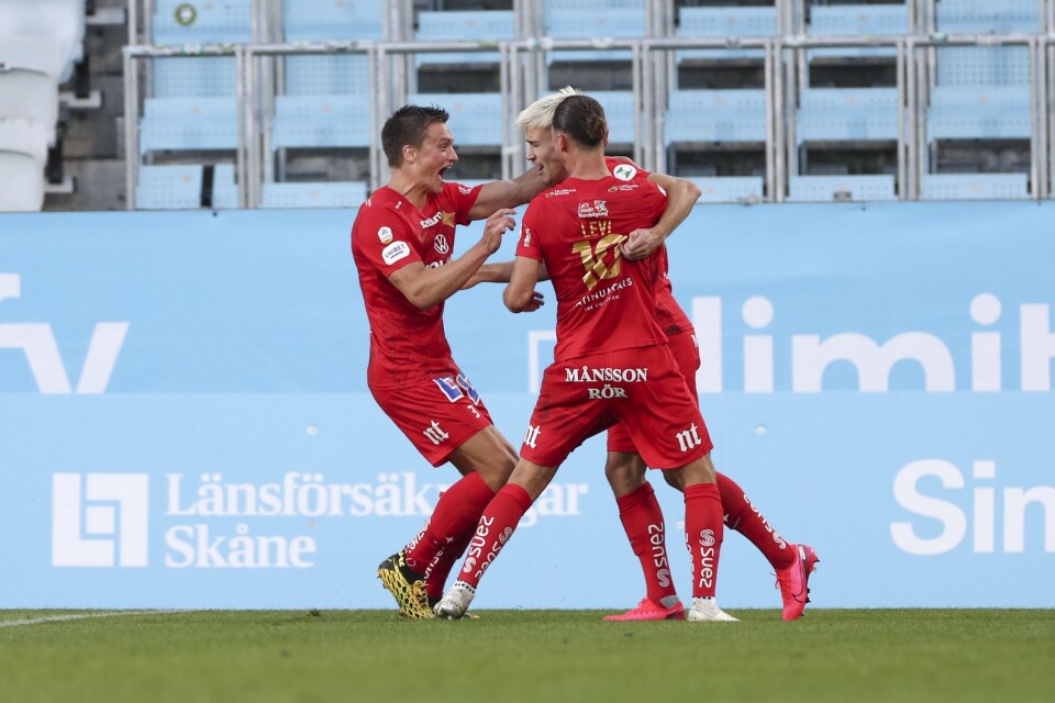 Pontus Almqvist räddade en poäng för IFK Norrköping med sitt sena kvitteringsmål.
