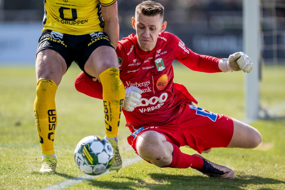 Varbergs målvakt David Olsson stod i vägen för det mesta mot Elfsborg.