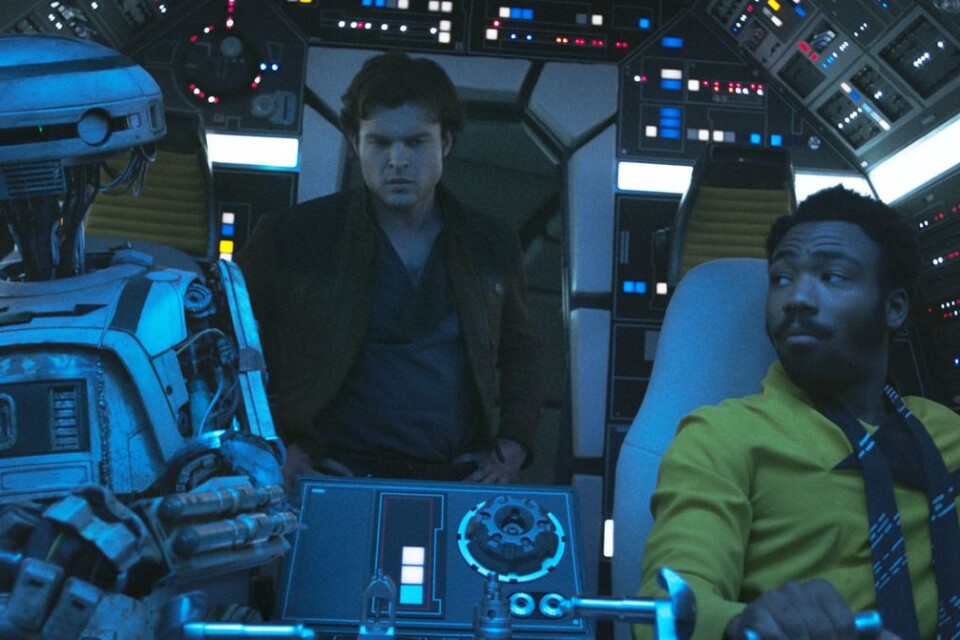 Har du alltid undrat exakt hur det gick till när Han Solo (Alden Ehrenreich) lade beslag på Millennium Falcon är detta filmen för dig. Lando Calrissian spelas av Donald Glover.