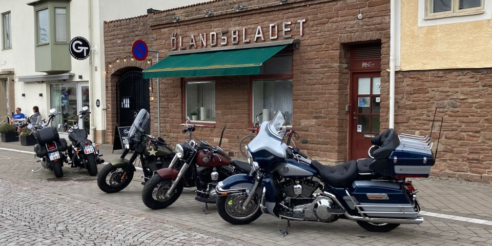Harley-Davidson-träffen har intagit Borgholm med omnejd. Så här såg det ut utanför Ölandsbladets redaktion i Borgholm i torsdags morse.