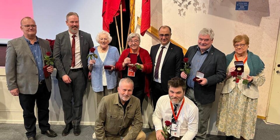 På Socialdemokraterna i Kronobergs distriktskongress lördagen den 15 mars 2023 tilldelades flera partimedlemmar medalj för sina insatser.