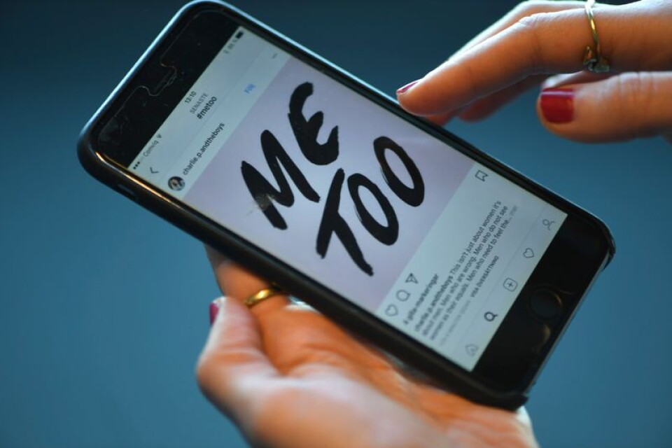 #metoo. Kampanjen på sociala medier där kvinnor delar med sig av erfarenheter av sexuella övergrepp.