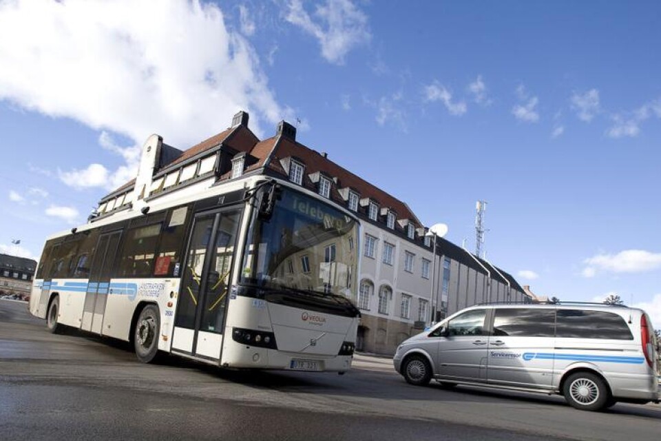 Civilklädda kontrollanter har tagit fram en rapport om servicen ombord på bussarna i stadstrafiken i Växjö.
