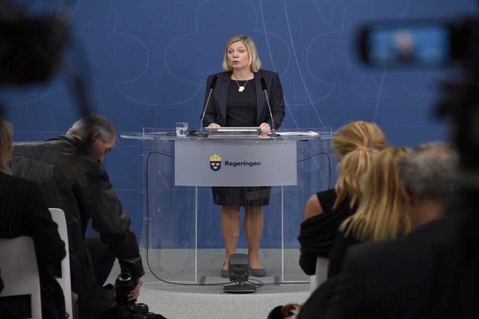 Finansminister Magdalena Andersson (S) håller ett presseminarium för att redogöra för hur övergångsregeringen kommer att arbeta med budgetpropositionen för 2019 om så blir nödvändigt.
Foto: Thommy Tengborg / TT