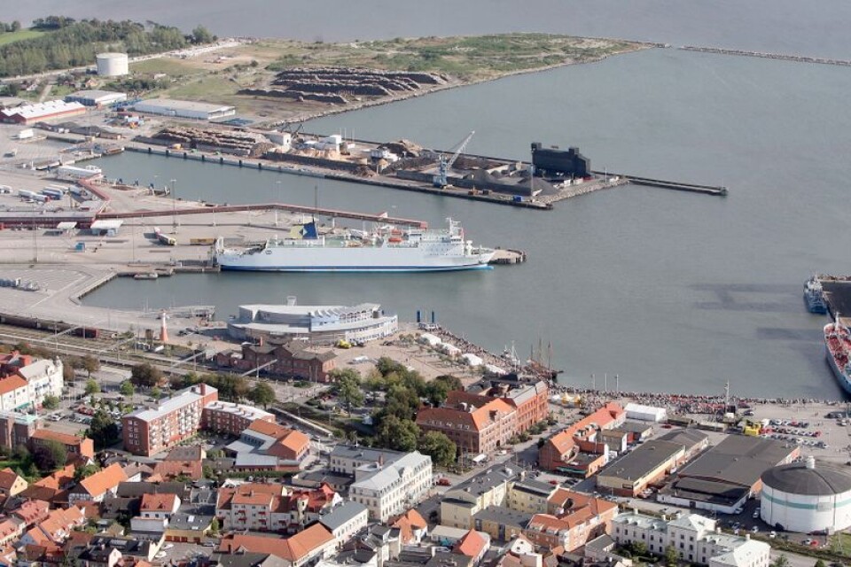 Hamnen i Ystad. Den planerade utbyggnaden leder till ständig debatt.