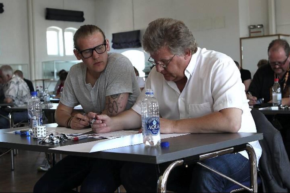 Jesper Sandell och Kalle Sandell bildar tillsammans laget Preben Riot & the Love Guns. Hur det går för dem och alla kan man läsa i TA i veckan.