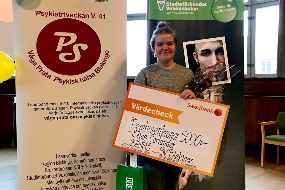 Under en prisceremoni på af Chapmangymnasiet i Karlskrona fick Elias Carlander ta emot 5 000 kronor av Studieförbundet Vuxenskolan.