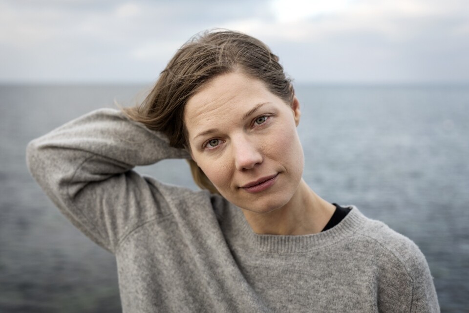 Emma Karinsdotter har skrivit ”Lilla spenatgumman” tillsammans med Martin Widmark.