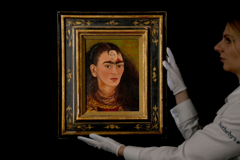 Frida Kahlo gjorde sitt självporträtt 1949, fem år före sin död. Arkivbild.