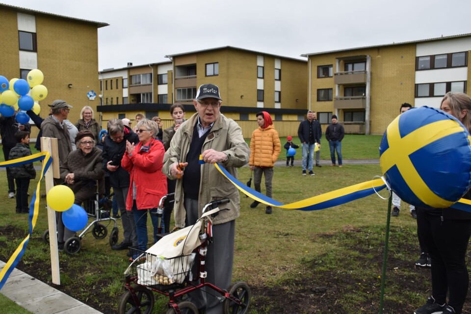 ”Nu är det invigt”, säger Lennart Persson, ordförande i bostadsrättsföreningen Sting.