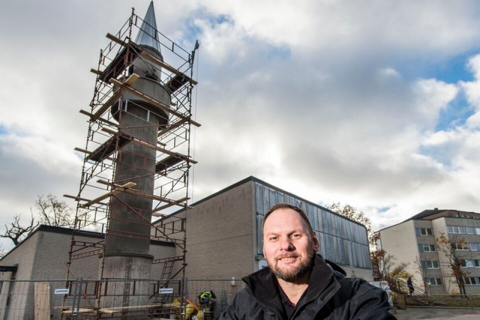 Mulo Djopa i Islamiska kulturföreningen berättar att moskén och minareten med böneutrop betyder mycket för muslimerna, inte bara för de som bor i Karlskrona.