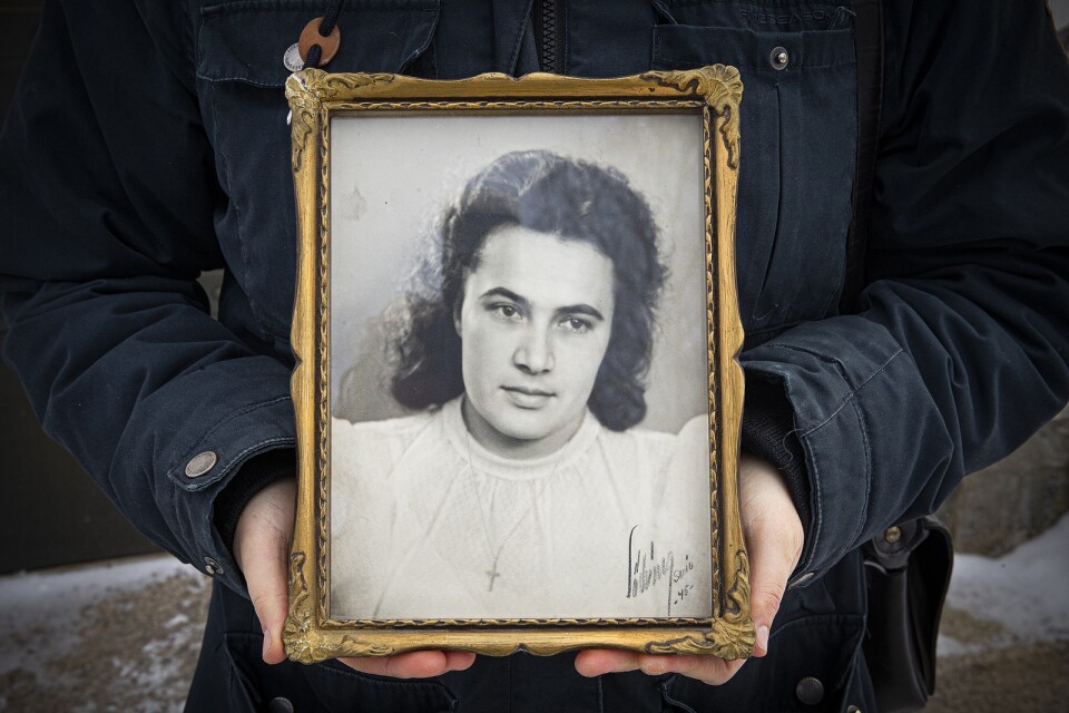 Adrianna beskriver sin mormor som väldigt smart, men också bestämd – något hon ofta använde till sin fördel i sin kamp mot nazisterna.