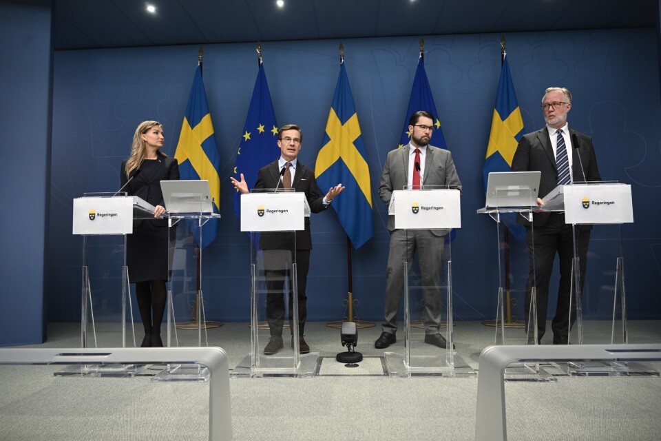 Energi- och näringsminister Ebba Busch (KD), statsminister Ulf Kristersson (M), Sverigedemokraternas partiledare Jimmie Åkesson (SD) och arbetsmarknads- och integrationsminister Johan Pehrson (L) har gemensamt kommit överens i Tidö-avtalet.