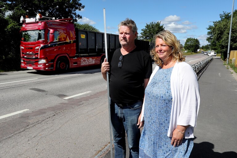 Grannar vill få bort tunga lastbilar från Nybrovägen: ”Det går inte att sova”