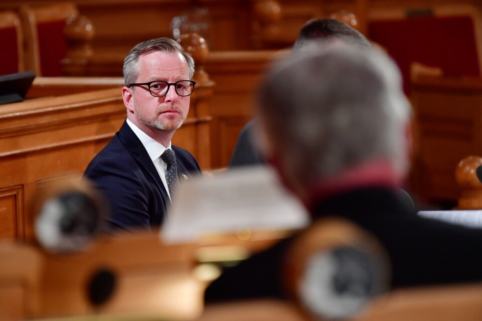 Inrikesminister Mikael Damberg (S) frågas ut i konstitutionsutskottet.