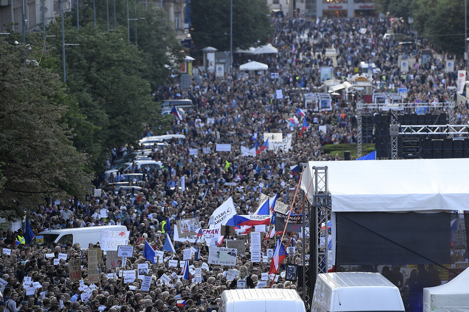 50|000 människor samlades i Prag för att visa sitt missnöje mot justitieminister Marie Benešová.