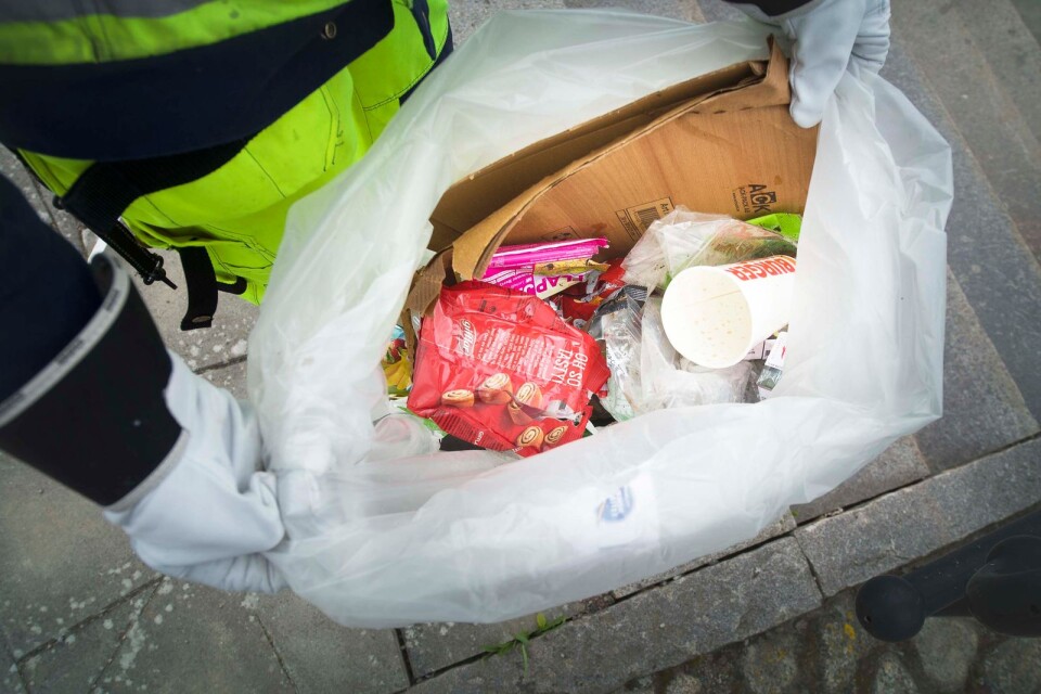 ”Try-it-out” job – pick up litter at the weekends.