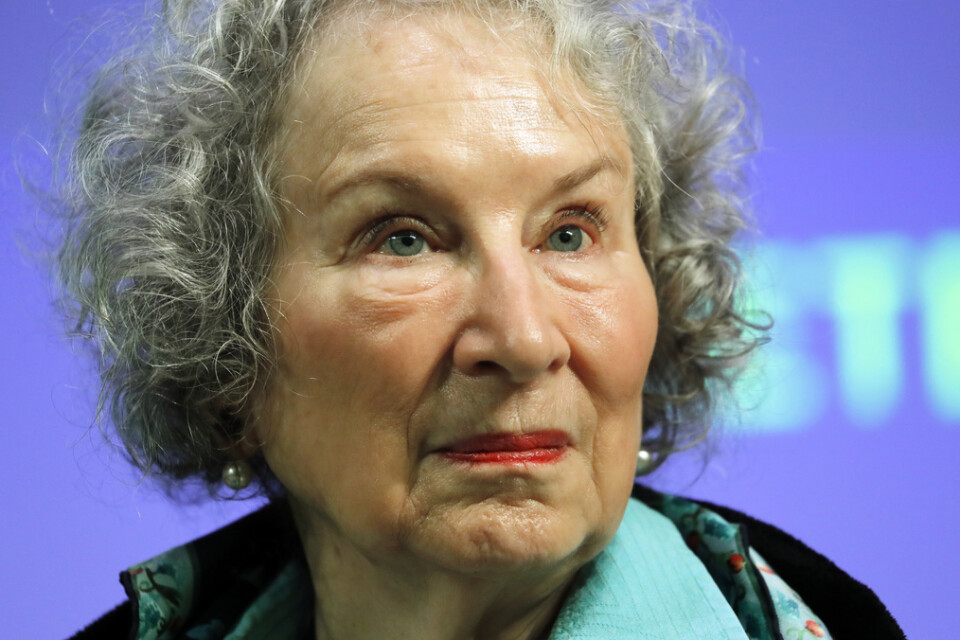 Den kanadensiska författaren Margaret Atwood är en av de 150 undertecknarna av det öppna brevet. Arkivbild.