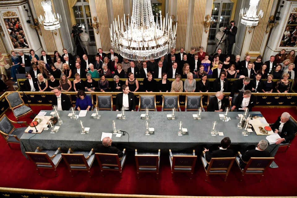 Det var tomt kring bordet vid Svenska Akademiens högtidssammankomst den 20 december 2018. Året som gått hade kännetecknats av skandaler, ett inställt Nobelpris, interna konflikter och flera avhopp.