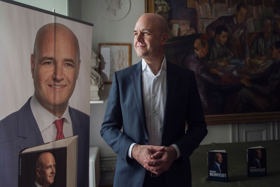 Det finns många bilder av Fredrik Reinfeldt i svang. En hel del av dem kan knappast beskrivas som hederliga.