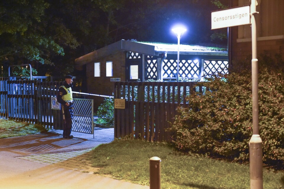 Minst fyra personer har skadats i samband med en skottlossning i södra Malmö. En stor polisinsats pågår i området. Foto: TT