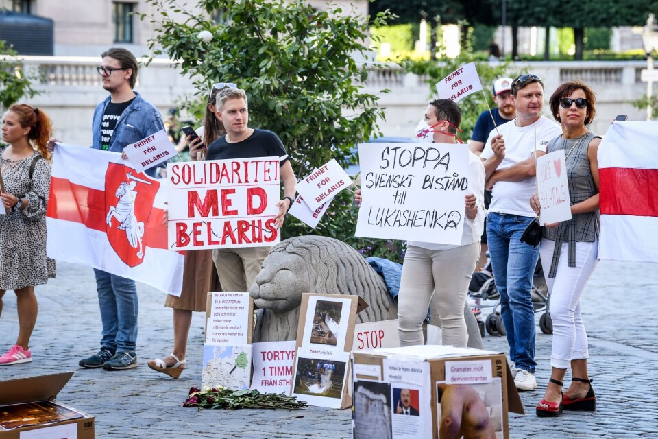 För två år sedan uppmärksammades det belarusiska folkets protester i många länder, bland annat i Sverige där en av flera demonstrationer arrangerades på Mynttorget i Stockholm.